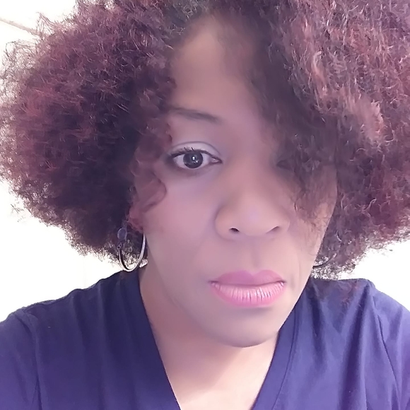 Meet your Posher, Robin - Picture 1 of 1